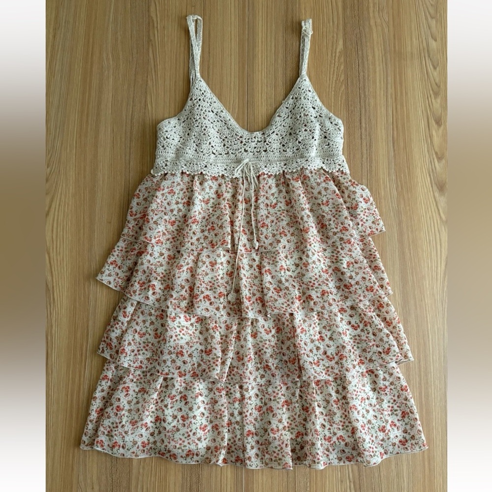Allen B Allen Schwartz Crochet Tiered Babydoll Mini Dress 14 Ditzy Floral Boho